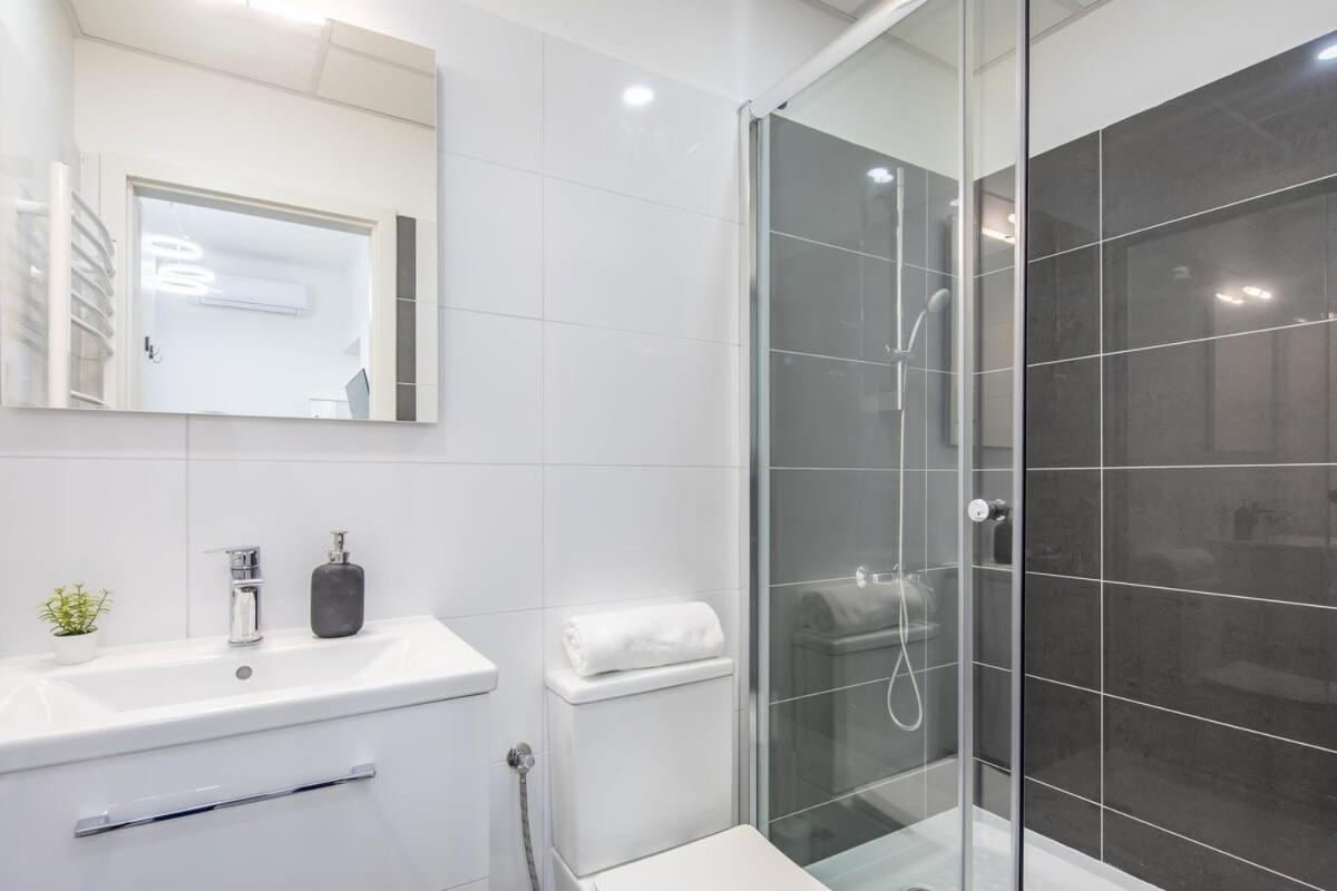 Super Central Mini Studio Budapest Bagian luar foto