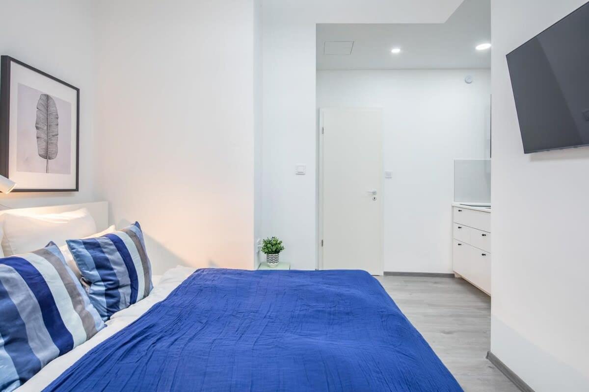 Super Central Mini Studio Budapest Bagian luar foto