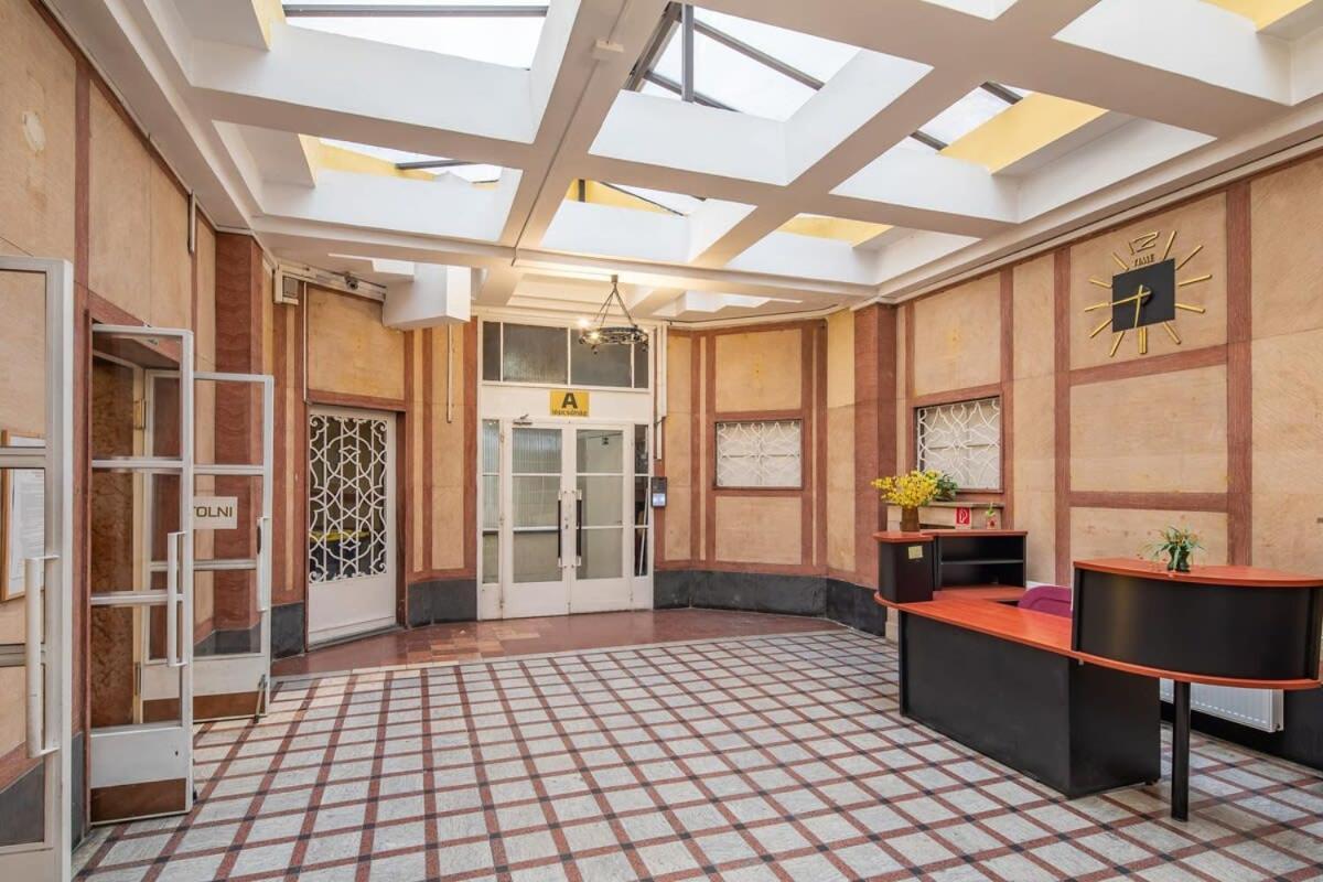 Super Central Mini Studio Budapest Bagian luar foto